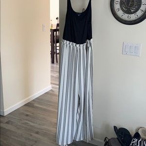 Wide leg jumpsuit